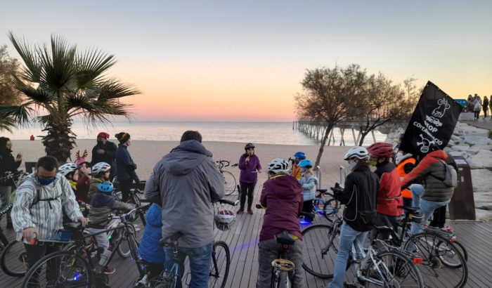 massa critica badalona pont petroli