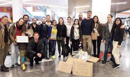 plastic attack 23 febrer