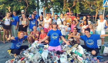 pure clean earth sitges